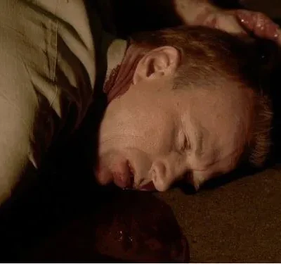 CSI: Miami – T01E12: Entrance Wound
