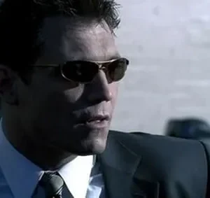 CSI: Miami – T01E23: Freaks and Tweaks