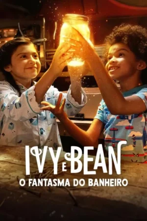 Duas meninas alegres seguram um pote mágico que brilha intensamente, emanando luz e faíscas. O ambiente é acolhedor e mágico.