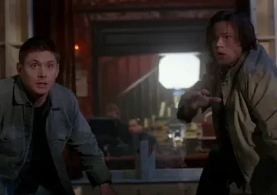 Sobrenatural – T06E15: Outro Universo