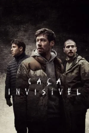 Três homens de roupa de inverno e barba, com expressões sérias, olham em direções diferentes num fundo escuro e granulado. Clima sombrio.