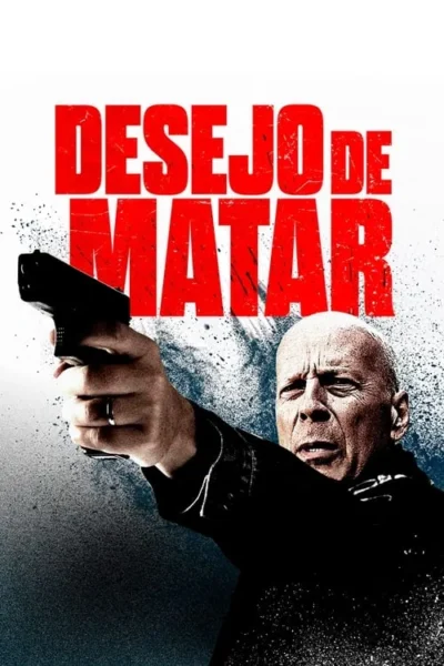 Um homem calvo e sério mira uma pistola para a frente. Fundo abstrato com tons de cinza e azul e respingos. Atmosfera intensa e de ação.
