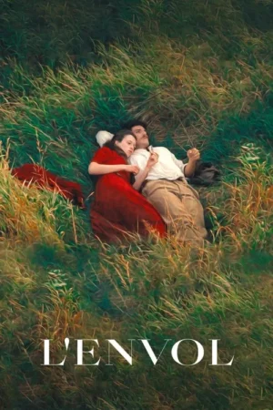 Casal deitado na grama alta, mulher de vestido vermelho e homem de camisa clara, ambos olhando para cima. Clima romântico e sereno.