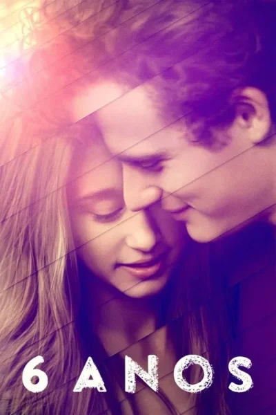 Pôster: Jovem casal com rostos próximos, a mulher com olhos fechados. Clima romântico em tons de rosa e roxo.