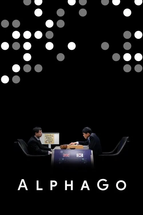 AlphaGo 1 Pôster preto. Dois homens jogam Go numa mesa com monitor. Círculos digitais brancos e cinzas acima. Atmosfera de desafio intelectual.
