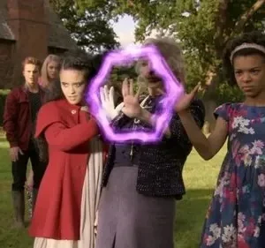 As Crônicas de Evermoor – T01E23: O Ovo e a Coruja