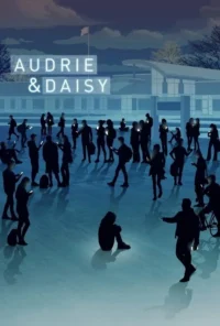 Audrie & Daisy 10 Pôster azul: adolescentes silhuetados na frente de uma escola, a maioria com celulares. Um jovem isolado no chão, apontado. Clima de solidão.