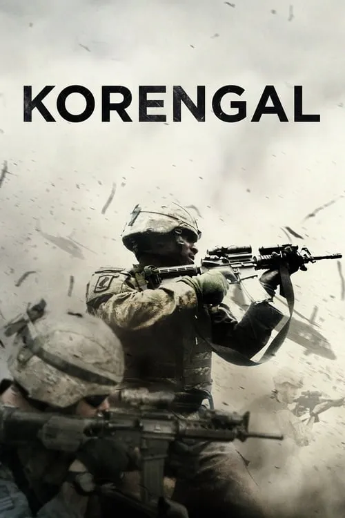Korengal 1 Dois soldados com rifles em meio ao caos de um campo de batalha poeirento. Destroços e helicópteros voam ao fundo,criando um clima de combate intenso.