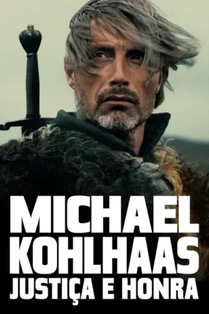 Homem de barba grisalha, cabelo ao vento, expressão séria, vestindo pele e com espada ao ombro. Fundo árido e sombrio.