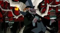 Personagem de cartola e monocle com sorriso diabólico, atira fogo de guarda-chuva. Cenário sombrio, gaiolas e janelas vermelhas.