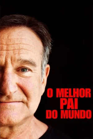 Close-up do lado esquerdo do rosto de um homem maduro, com cabelo grisalho e um leve sorriso. Fundo preto.