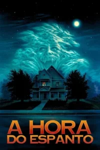 Uma casa à noite sob a lua, com um vulto na janela. Acima, um rosto monstruoso e dentes afiados emerge das nuvens.