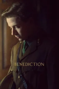 Jovem de perfil em uniforme militar vintage,com gravata verde,olha para baixo em um clima sombrio e reflexivo.