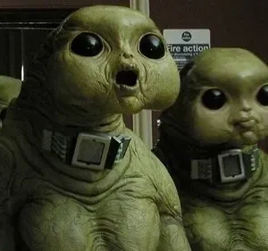 Doctor Who – T01E04: Os Aliens de Londres