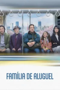 Cinco pessoas diversas sentadas em um metrô,olhando para uma cidade japonesa com cerejeiras florescendo. Clima leve e observador.