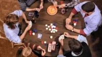 Friends – T01E18: Aquele com o Pôquer