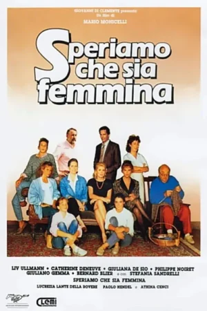 Grupo de 11 pessoas, 6 mulheres e 5 homens, posa em uma sala de estar com sofá e tapete. Clima de comédia ou drama familiar.
