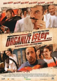 Pôster dividido. Cima:Homem de bigode com camisa ensanguentada e outros sérios. Baixo:Homem de Superman com mulheres sorrindo. Clima de ação e comédia urbana.