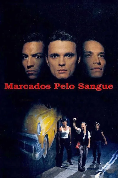 Três rostos masculinos sérios acima de três homens em pose desafiadora num beco escuro com um carro amarelo. Clima sombrio e rebelde.