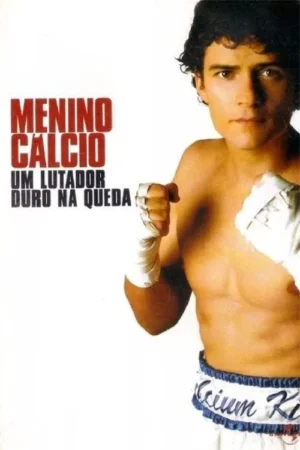 Pôster: jovem boxeador, sem camisa e com as mãos enfaixadas, olha fixamente para frente. Fundo branco.