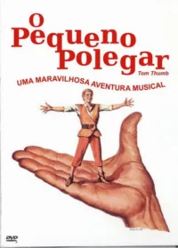 Um garoto sorridente em roupas rústicas,de braços abertos,em pé na palma de uma mão gigante. Fundo branco,clima de aventura.
