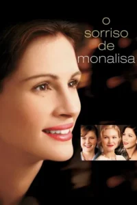 Close-up de mulher sorrindo,lábios vermelhos,olhando à direita. No canto,três jovens sorriem. Fundo escuro e quente com luzes.