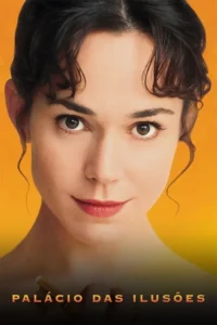 Rosto de mulher com cabelo escuro, olhos castanhos e sorriso misterioso. Fundo amarelo-alaranjado vibrante com uma chave dourada.