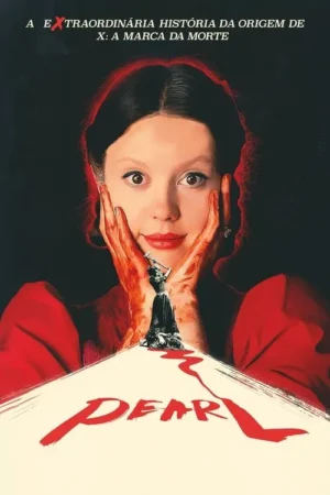 Mulher sorridente de olhos arregalados, com mãos ensanguentadas. Abaixo, figura sombria empunha machado sobre corpos, sangue escorre.