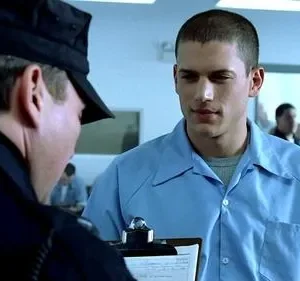 Prison Break: Em Busca da Verdade – T01E01: Em Busca da Verdade