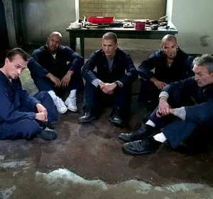 Prison Break: Em Busca da Verdade – T01E13: O Fim do Túnel