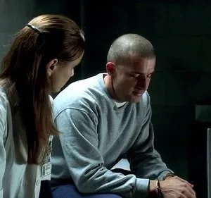 Prison Break: Em Busca da Verdade – T01E14: O Rato