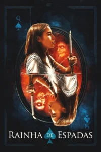 Mulher com vela reflete-se invertida num espelho quebrado,revelando um rosto demoníaco no fundo avermelhado. Clima de terror.