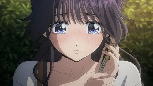 Anime: Jovem com cabelo escuro, olhos azuis brilhantes, bochechas rosadas, segurando um objeto fino. Clima doce e romântico ao ar livre.
