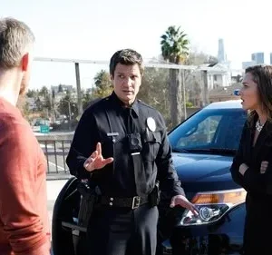 The Rookie – T01E14: Dia à Paisana