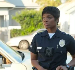 The Rookie – T01E18: Defesa