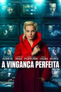 Mulher loira de casaco vermelho segura arma. TVs ao fundo exibem homens com armas,cenas urbanas e de suspense.