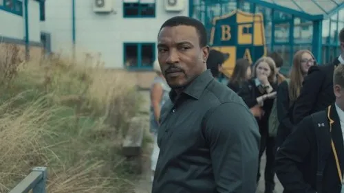 Adolescência – T01E02: Episódio 2