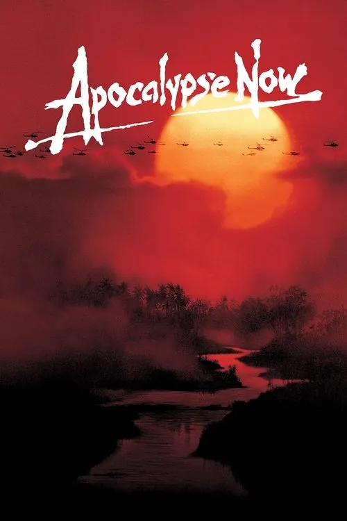 Apocalypse Now 1 Céu vermelho-alaranjado intenso com sol grande. Vários helicópteros voam sobre selva escura e rio,criando um clima de guerra sombrio.