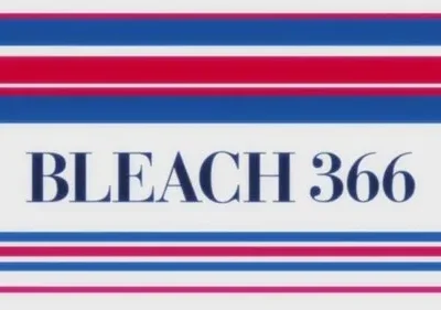 Fundo branco com listras horizontais azuis e vermelhas no topo e na base. Texto azul escuro no centro.