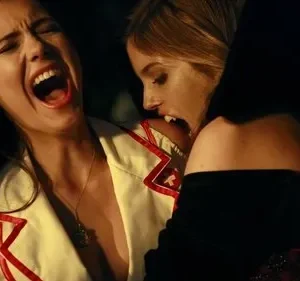 Diários de um Vampiro – T01E07: Assombrada