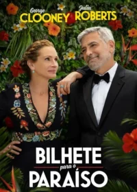 Um casal sorridente e elegante em jardim tropical com flores vibrantes. Ela de vestido florido,ele de smoking. Clima romântico.