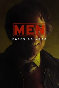 Homem com sorriso perturbador, rosto parcialmente sombrio. Olhos cobertos por texto vermelho. Pôster cria clima de terror.