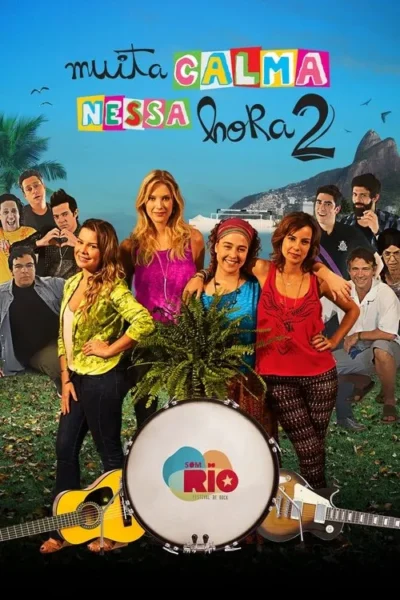 Mulheres e homens sorrindo em cenário do Rio de Janeiro ensolarado. Guitarras e tambor no gramado. Clima alegre e musical.