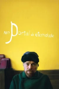 Homem barbudo de chapéu de pele e casaco verde,olhar intenso,contra parede amarela vibrante. Clima pensativo.