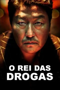 Rosto de um homem asiático de meia-idade com olhar intenso e sério,iluminado dramaticamente por tons quentes em um fundo escuro.