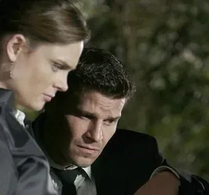 Ossos – T01E07: No Corredor Da Morte