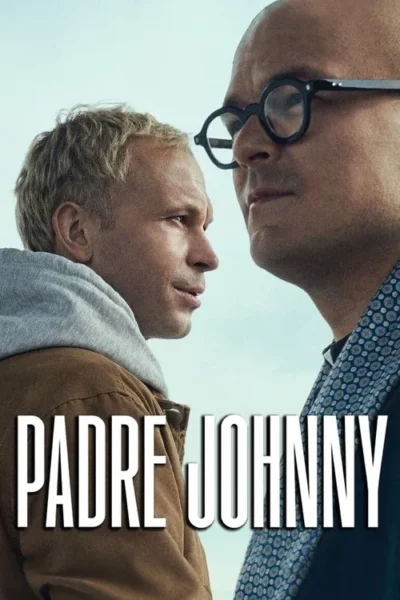 Close-up de dois homens se encarando de perfil. Um loiro de capuz e um careca com óculos. Fundo azul claro minimalista.