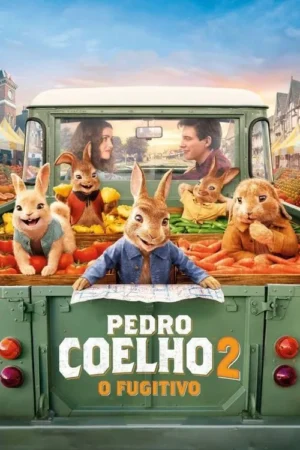 Coelhos vestidos e dois humanos em uma caminhonete verde, cheia de legumes frescos, em um mercado vibrante. Cena alegre e aventureira.