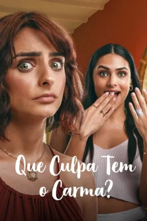 Duas mulheres com olhos arregalados, uma ruiva chocada e uma morena surpresa com a mão na boca. Clima cômico.