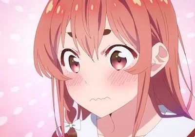 Anime girl de cabelos rosa, olhos grandes e bochechas coradas, com expressão envergonhada. Fundo rosa e pontos.